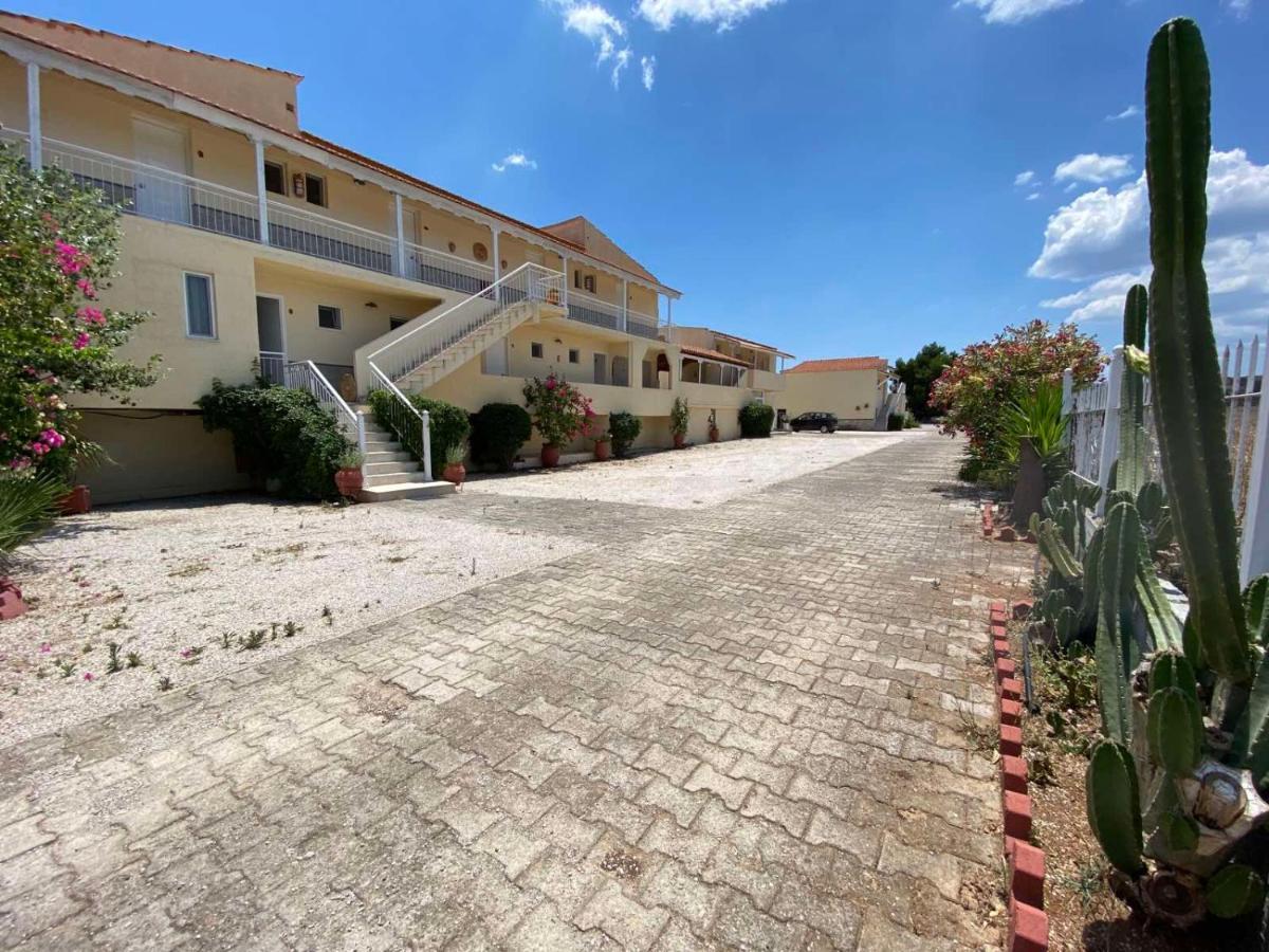 Leonidas Resort Ermioni Exterior photo